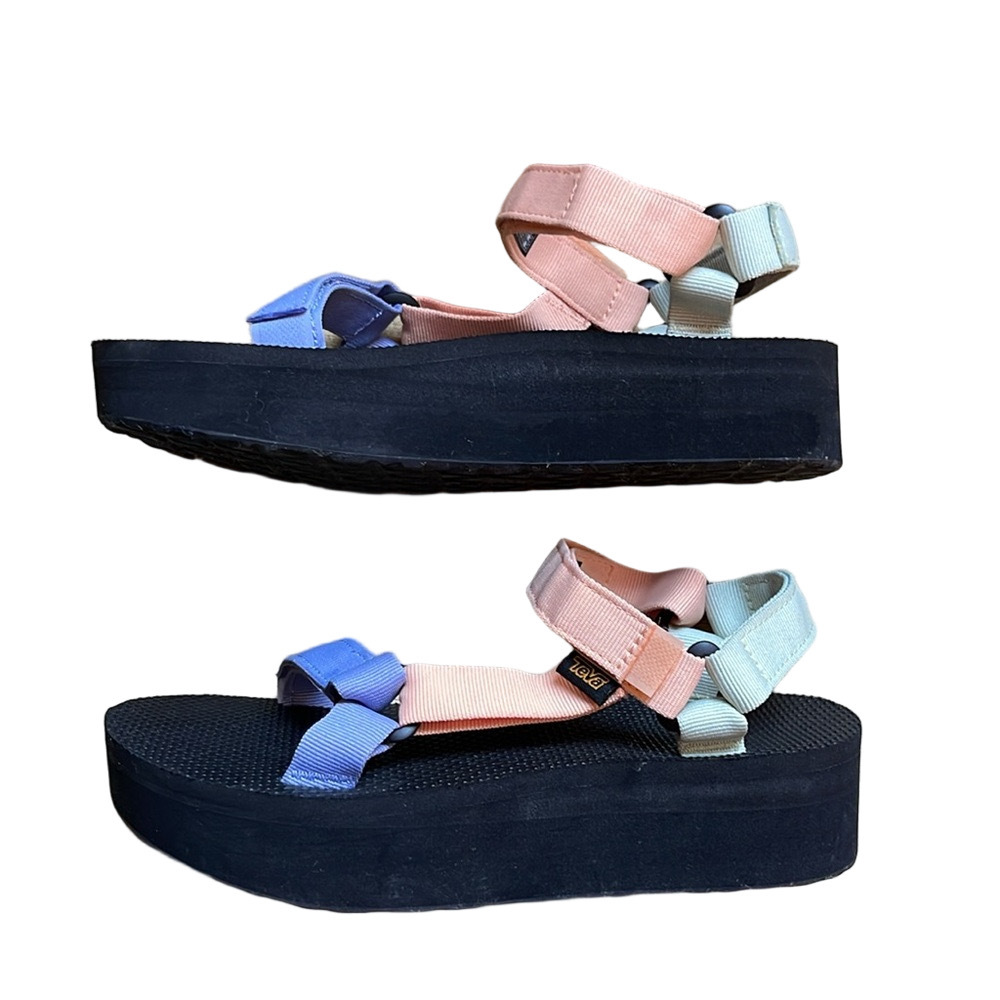 EUC Teva multicolor platform Sandals - 9 - Picture 5 of 8